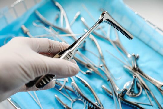 Conservare l’udito dopo un intervento all’orecchio interno