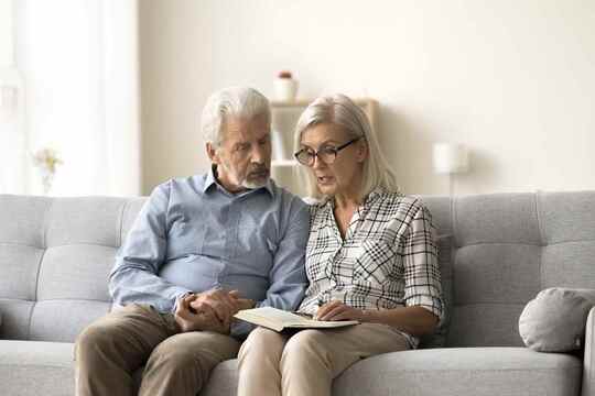 Migliorare la funzione cognitiva negli anziani con ipoacusia