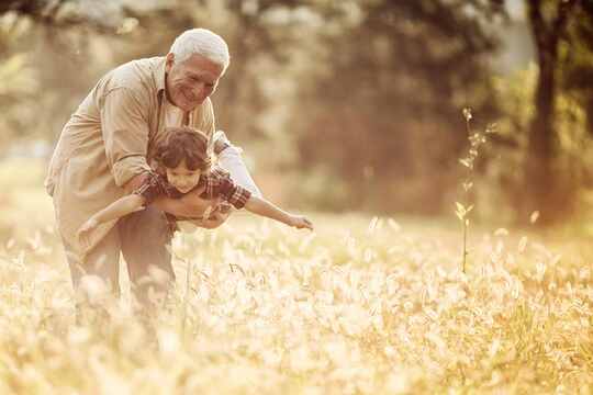 Perdita dell'udito e affaticamento negli adulti di mezza e terza età