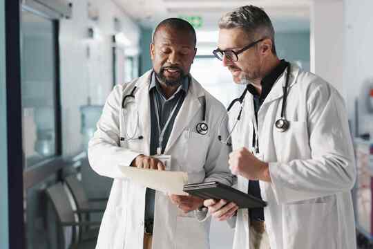 Rilevanza del foro del Vesalio nell'embolizzazione preoperatoria dei meningiomi della base cranica